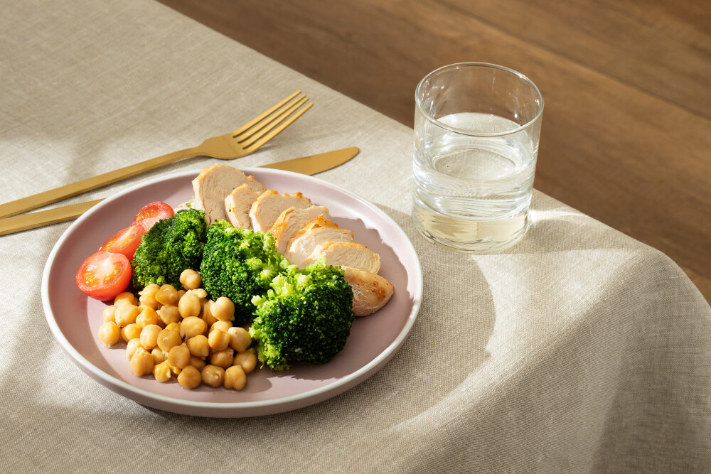 Stay hydrated and ful