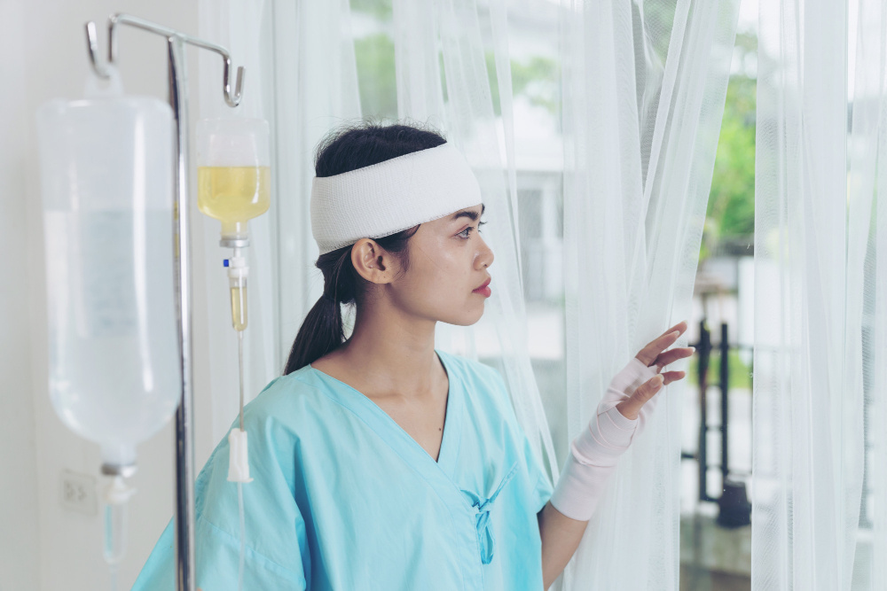 Lactated ringers vs normal saline brain injury IV fluids