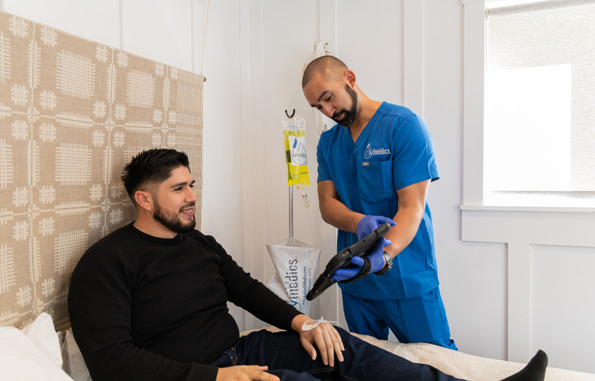 IV glutathione therapy supporting liver detox function