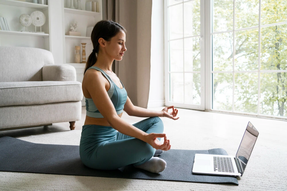 Recovery from burnout with daily mindfulness